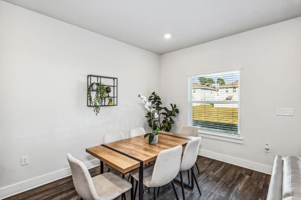 Luxury Townhome Near Downtown And Pensacola Beach מראה חיצוני תמונה